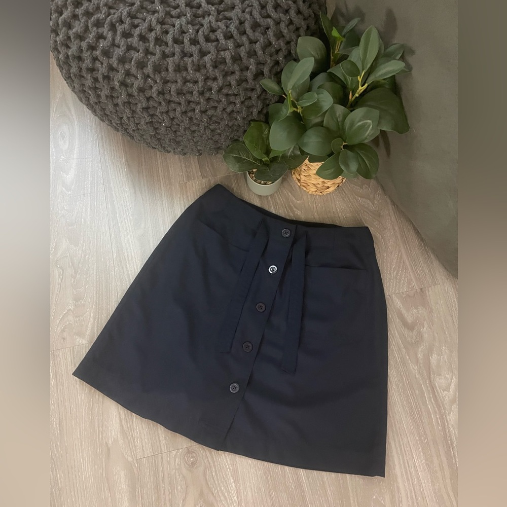 Navy Black Button-Front Casual Skort